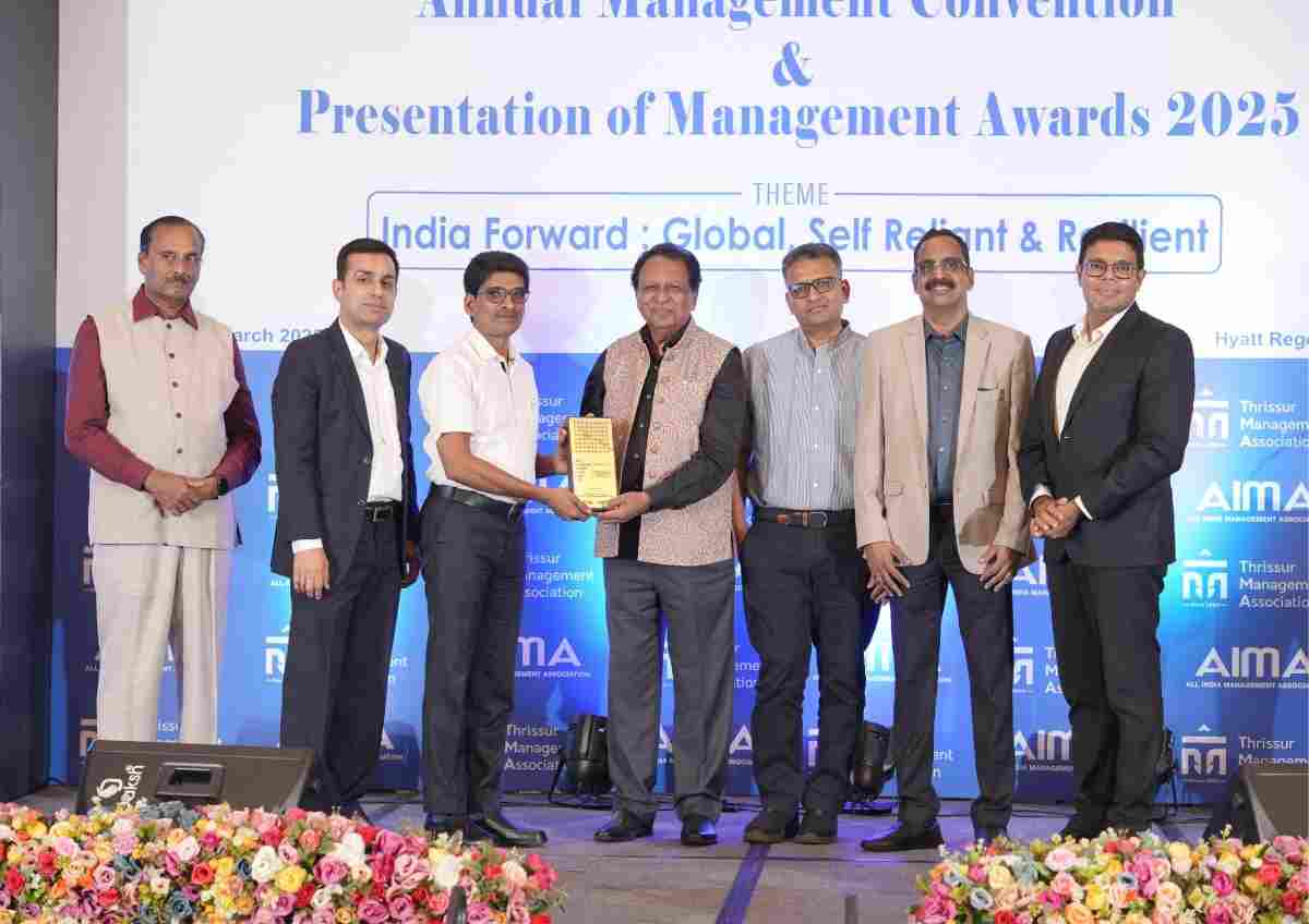 K Bhavadasan (MD, KP Namboodiri's Ayurvedics) TMA Leo Pharma Group Management Excellence Award