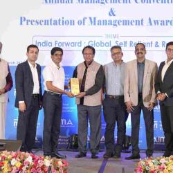 K Bhavadasan (MD, KP Namboodiri's Ayurvedics) TMA Leo Pharma Group Management Excellence Award